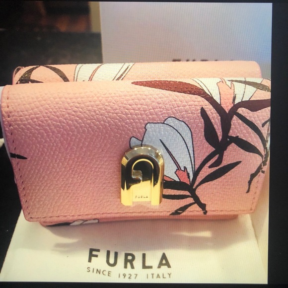 BRAND NEW Furla RARE & RETIRED Limited Edition Fold Wallet Floral Pink Leather! - Picture 2 of 11